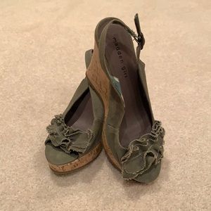 Madden Girl Wedges